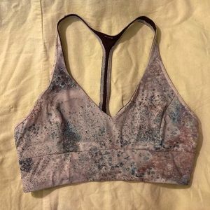 Lululemon size 6 great used condition sports bra
